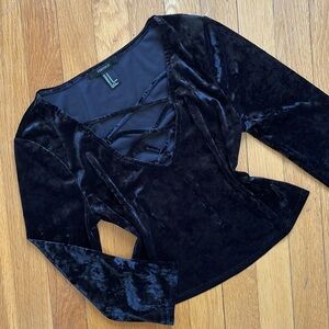 Black Crushed Velvet Criss Cross V-Neck Crop Top Size Medium